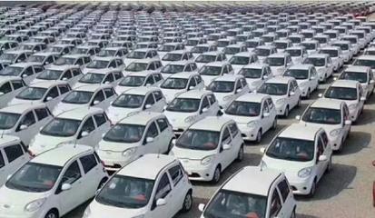 王者風(fēng)范，實(shí)力領(lǐng)跑——江淮新能源汽車千臺(tái)交車盛典隆重舉行，二手車經(jīng)銷業(yè)務(wù)同步升級(jí)